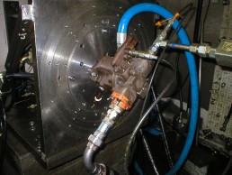 Démontage Expertise Réparation Remontage Essais sur banc d'une pompe hydraulique REXROTH A10V