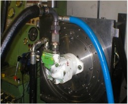 Démontage Expertise Réparation Remontage Essais sur banc d'une pompe hydraulique VOLVO F11