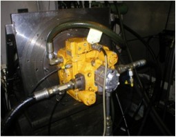 Démontage Expertise Réparation Remontage Essais sur banc d'une pompe hydraulique SAUER SPV22