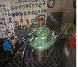 Démontage Expertise Réparation Remontage Essais sur banc d'un moteur hydraulique-POCLAIN-PAL