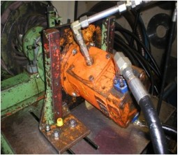 Démontage Expertise Réparation Remontage Essais sur banc d'un moteur hydraulique-VONROLL-MFK